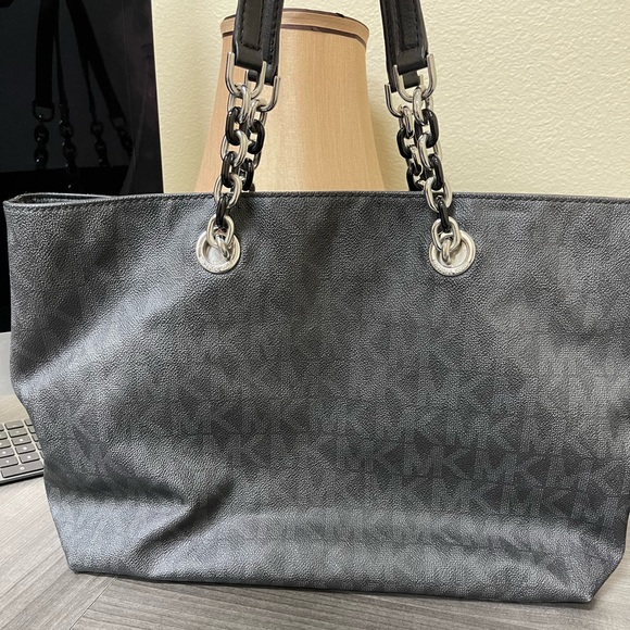 Michael kors - Picture 1 of 4
